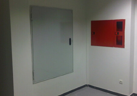 Alsal tűzgátló strangajtó